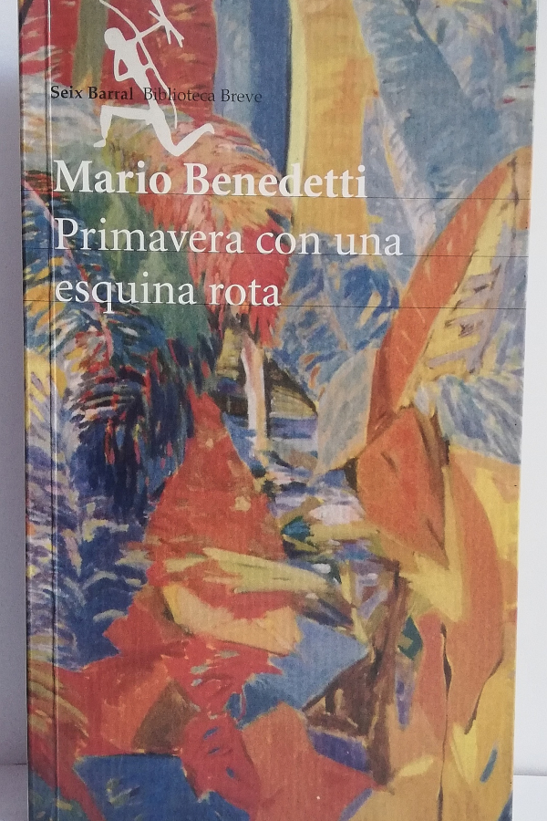 Primavera con una esquina rota